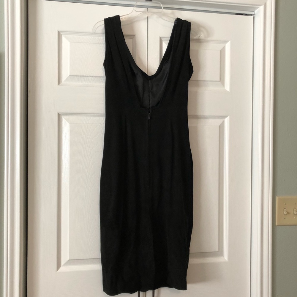 Size 6 woman’s ultra suede cocktail dress - Picture 3 of 4